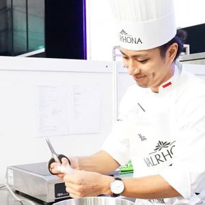 Yusuke Aoki wins the Asian qualifier for the C3 Valrhona
