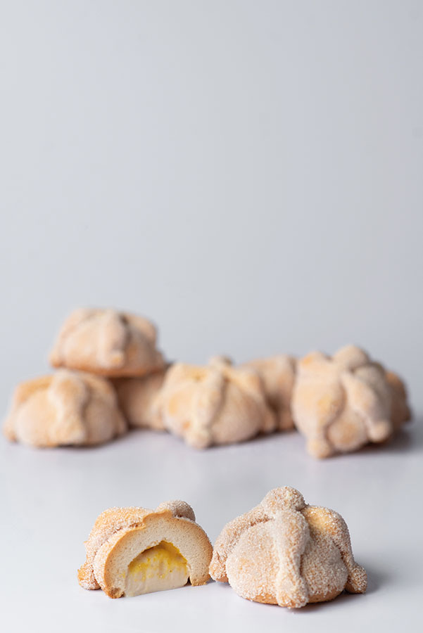 Pan de muerto inside